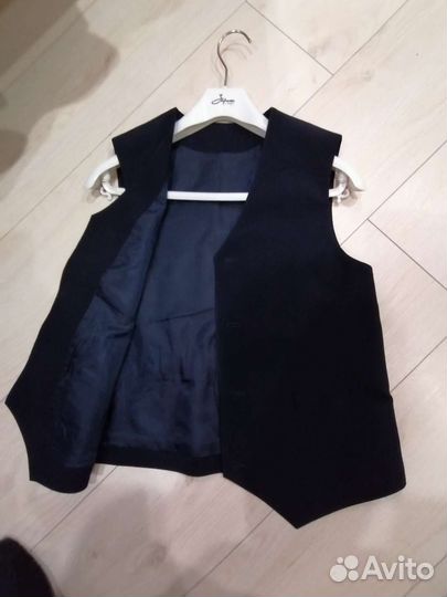 Жилет темно-синий