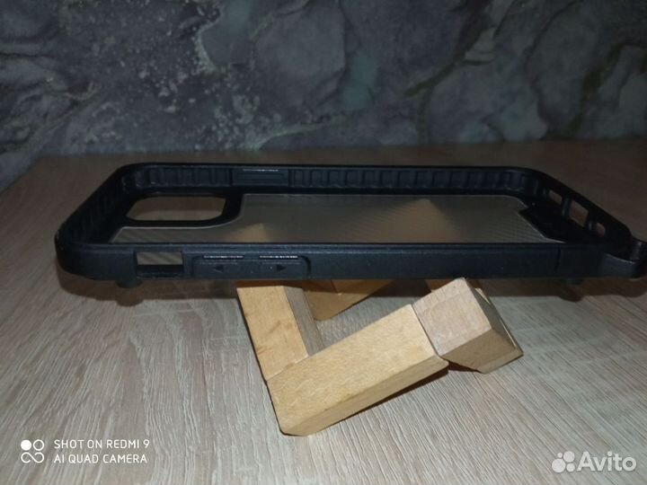 Чехол на iPhone