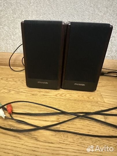 Компьютерные колонки 2.1 microlab