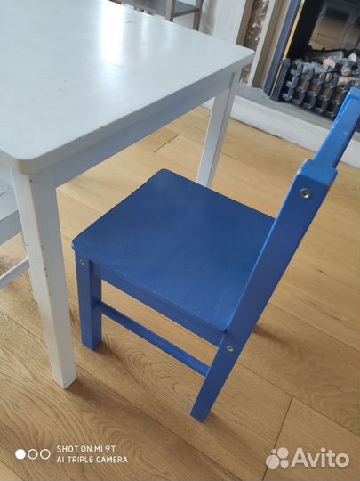 Детский стол и 2 стула IKEA