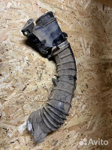 Патрубок воздушного фильтра Suzuki Vitara 2LY 1.0