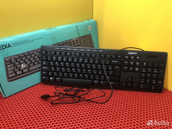 Z.2947 Клавиатура Logitech MK200
