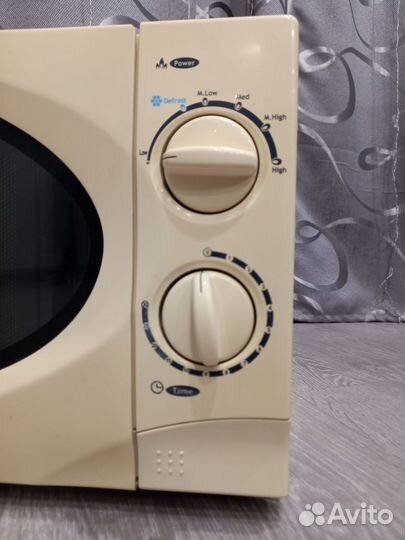 Микроволновая печь Erisson