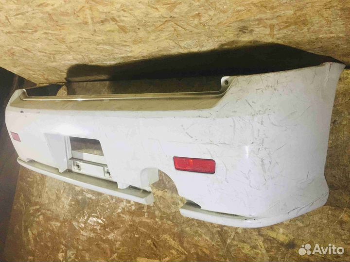 Бампер задний Дорест nissan Cube Z10 белыйцарапины