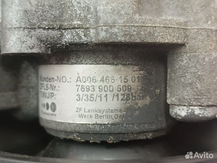 Насос гидроусилителя Mercedes-Benz C W204 OM651