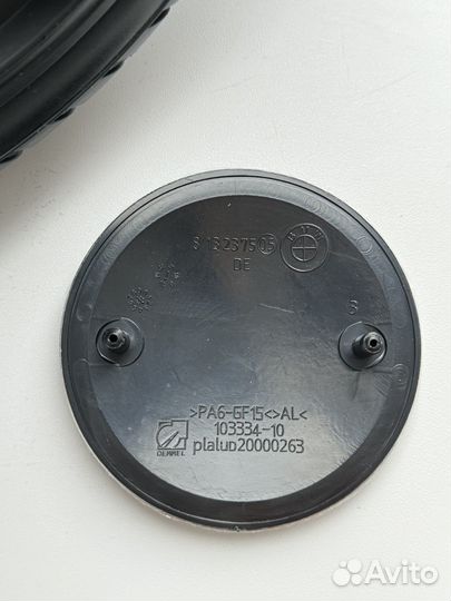 Эмблема bmw на капот 82