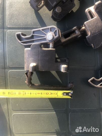 Крепления для бокса к релингам