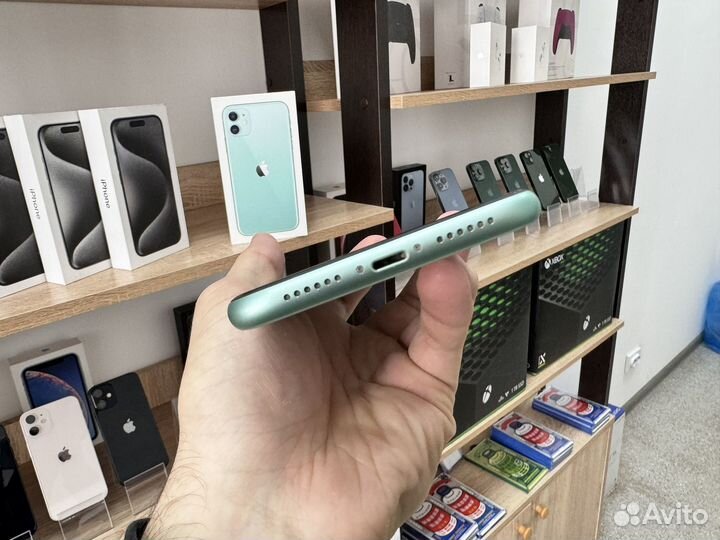 iPhone 11, 128 ГБ