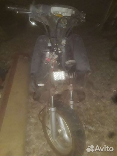 Скутер tracer 50 кубов