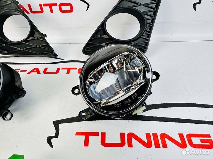 Противотуманные фары Lexus IS 250 350 GS 250 V7523