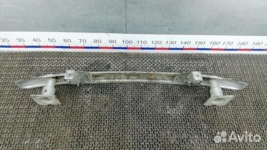 Усилитель бампера передний (кронштейн) citroen C5