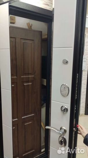 Входные и межкомнатные двери с бесплатной установк