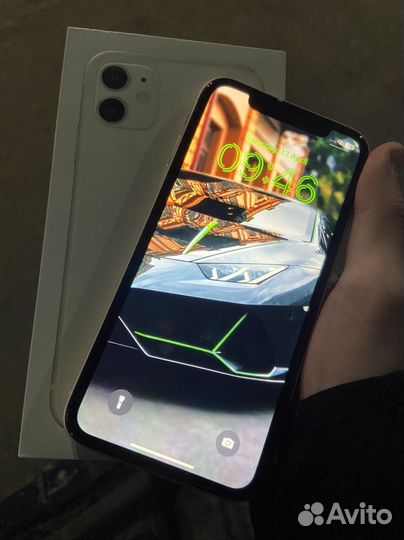 iPhone 11, 64 ГБ