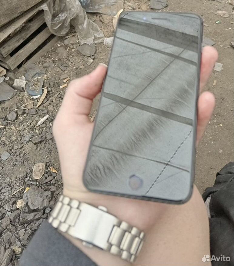 iPhone 8 Plus, 64 ГБ