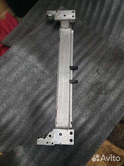 Усилитель бампера Audi A1.S1. 2010-2018