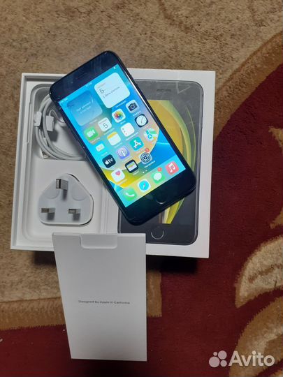 iPhone SE (2020), 64 ГБ