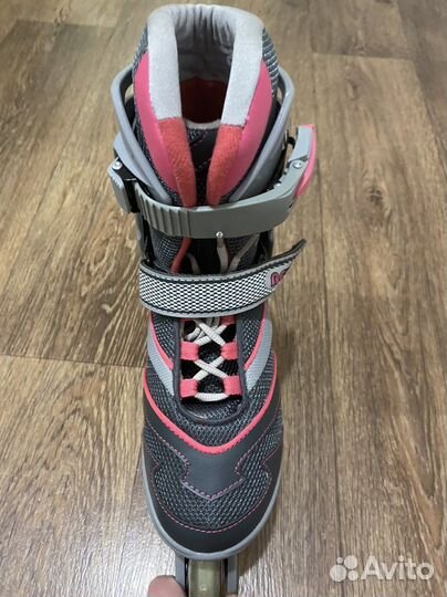 Роликовые коньки