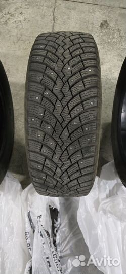 Pirelli Ice Zero 2 215/55 R17