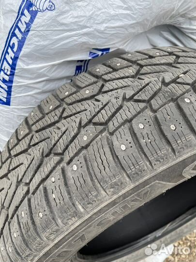 Nokian Tyres Hakkapeliitta 7 SUV 215/65 R16