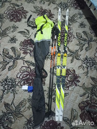 Лыжи беговые детские 150см с ботинками 36р