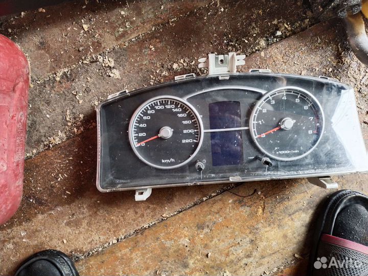 Приборная панель Лифан Солано 620