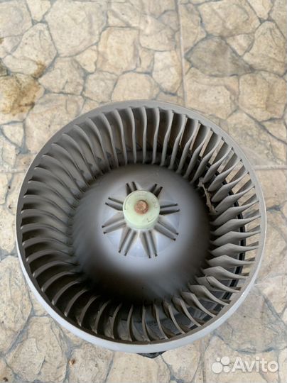 Toyota corolla 150 моторчик печки