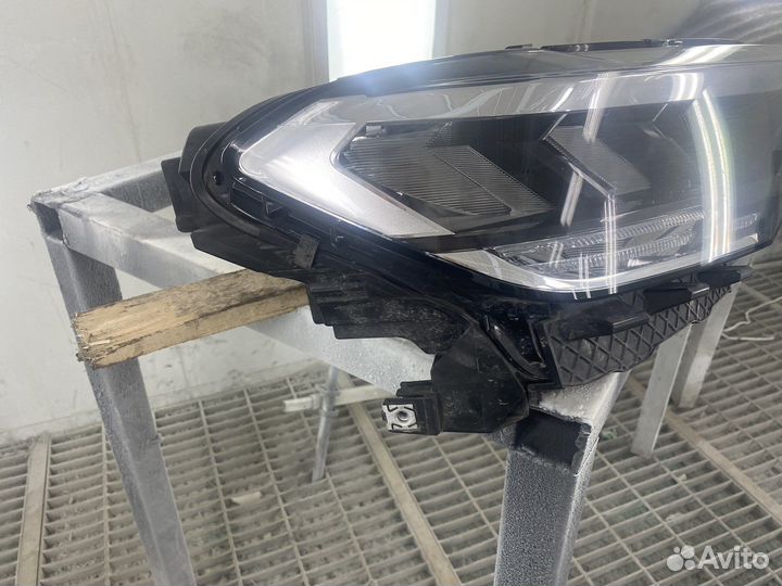 Фара правая Фольксваген поло 2021год