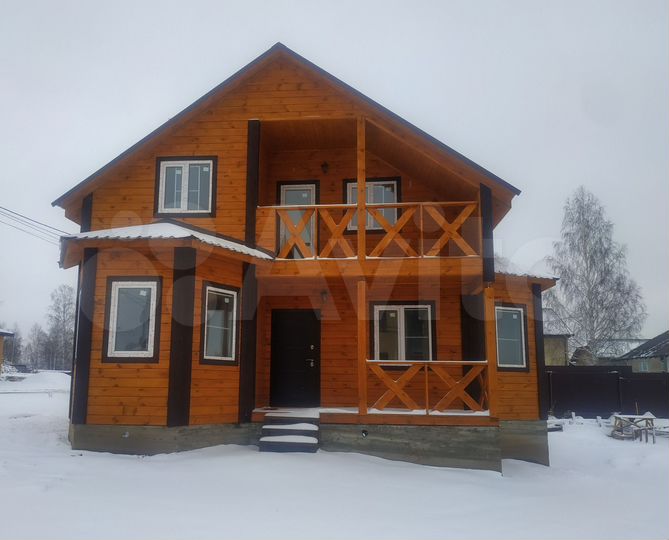 Коттедж 128 м² на участке 6 сот.