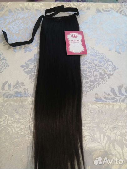 Хвост на заколка и лентах