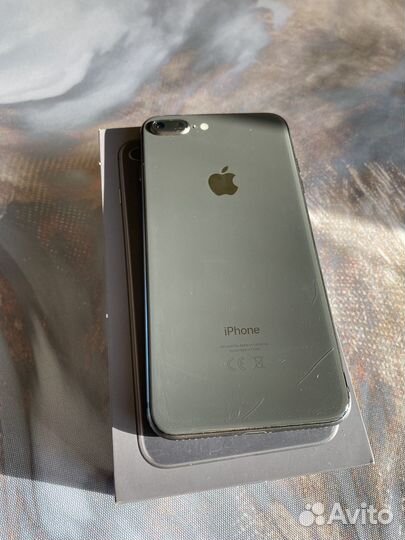 iPhone 8 Plus, 64 ГБ