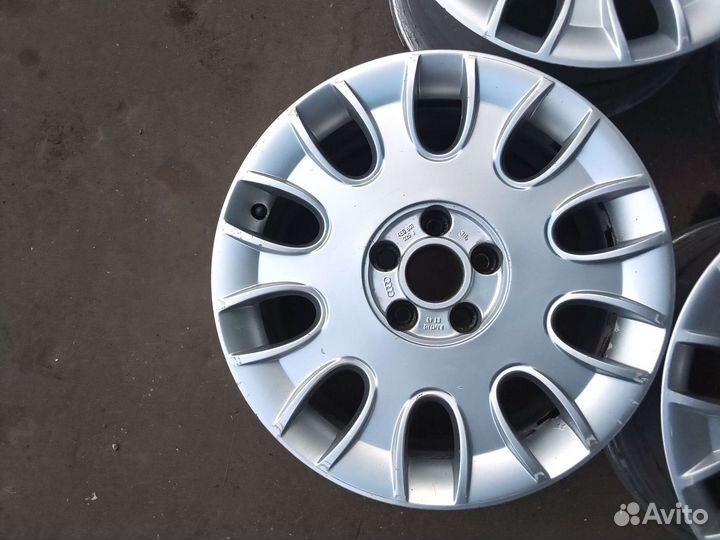 Оригинальные диски Ауди R17 5x112 цо57.1