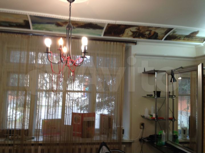 Здание, 375 м²