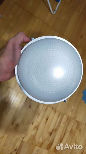 Настенный светильник