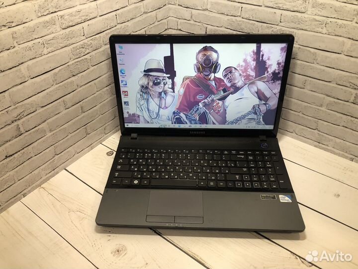 Игровой ноутбук samsung с 2 мя видеокартами