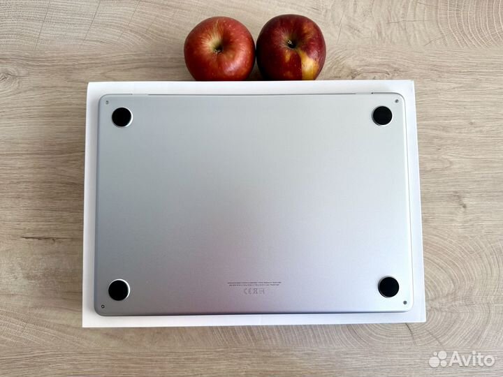 Новый MacBook Air 13.6