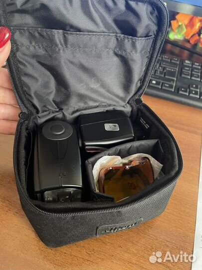 Вспышка камеры Nikon Nikkor SB-700