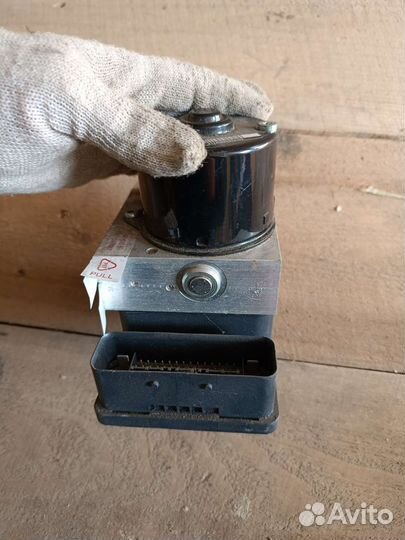 Блок ABS новый, оригинал Ford Focus2