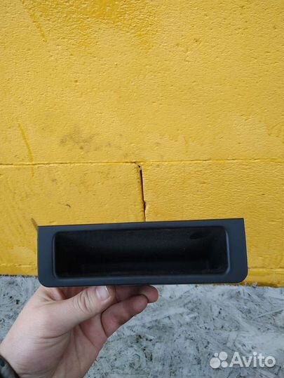 Бмв е39 заглушка карман вместо задних подстаканник