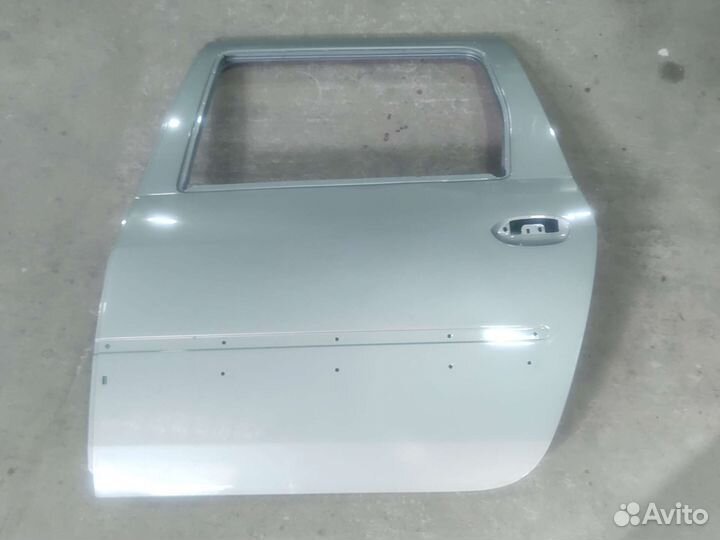 Дверь Лада Ларгус задняя левая