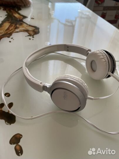 Беспроводные наушники