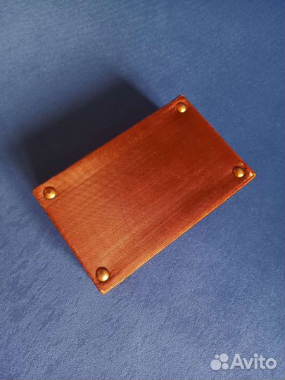 Кожаная шкатулка