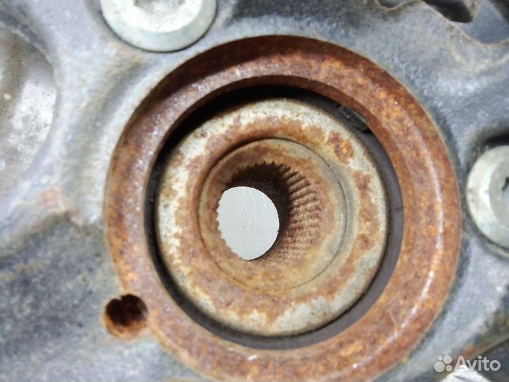 Кулак поворотный левый seat Leon 2 1P