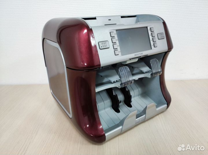 Счетчик-сортировщик банкнот Kisan Newton