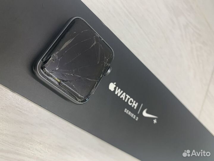 Apple Watch 3 42mm Nike