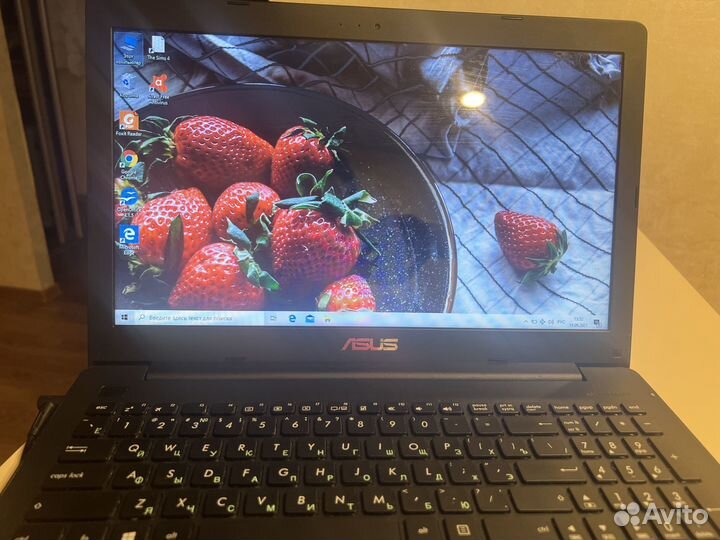 Ноутбук Asus X553M