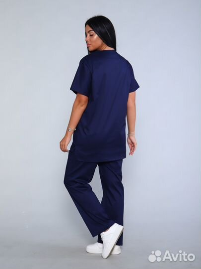 Медицинский костюм женский