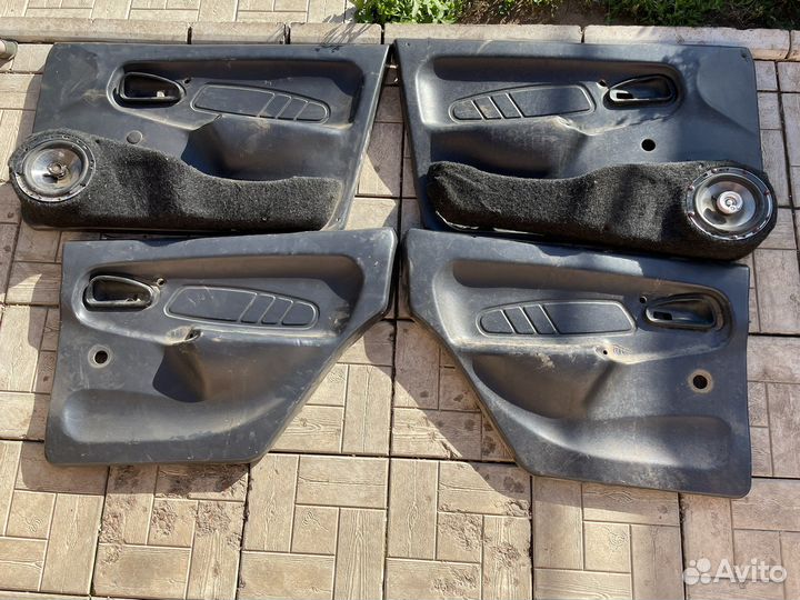 Люксовые дверные карты с подиумами