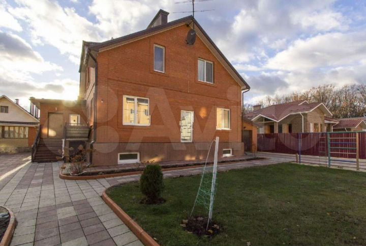 Дом 357 м² на участке 10 сот.