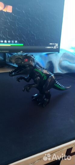 Динозавры игрушки