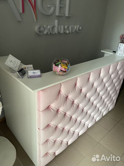 Стойка ресепшн бу